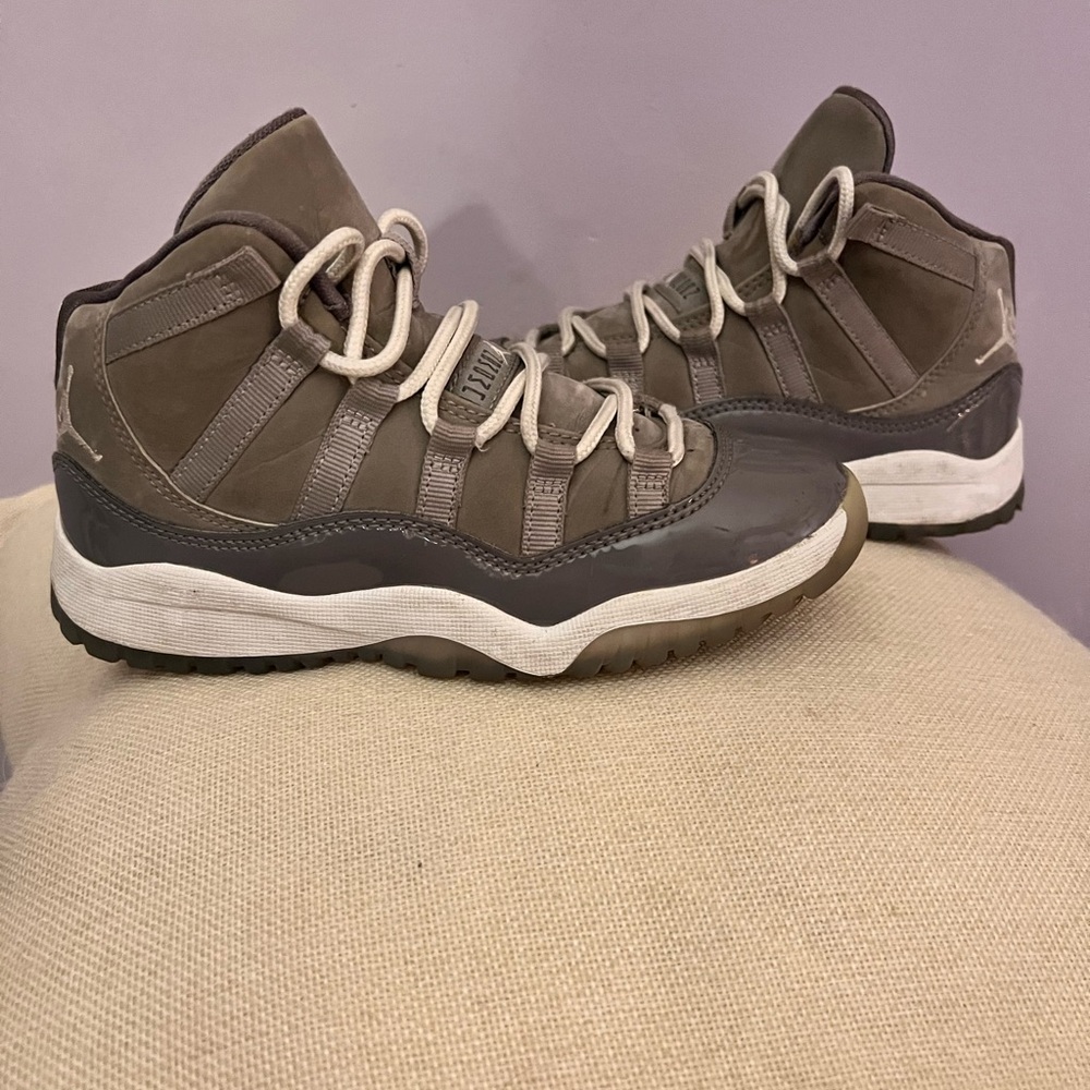 Jordan 11 Retro Little Kids Size 13C Cool Gray